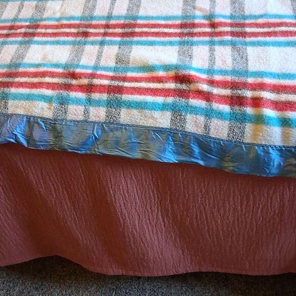 Plaid Multicolor Warm Full Size Bedding Blanket - Picture 2 of 7